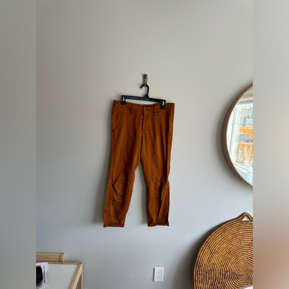 Prana women size 4 burnt orange mid calf straight pants
